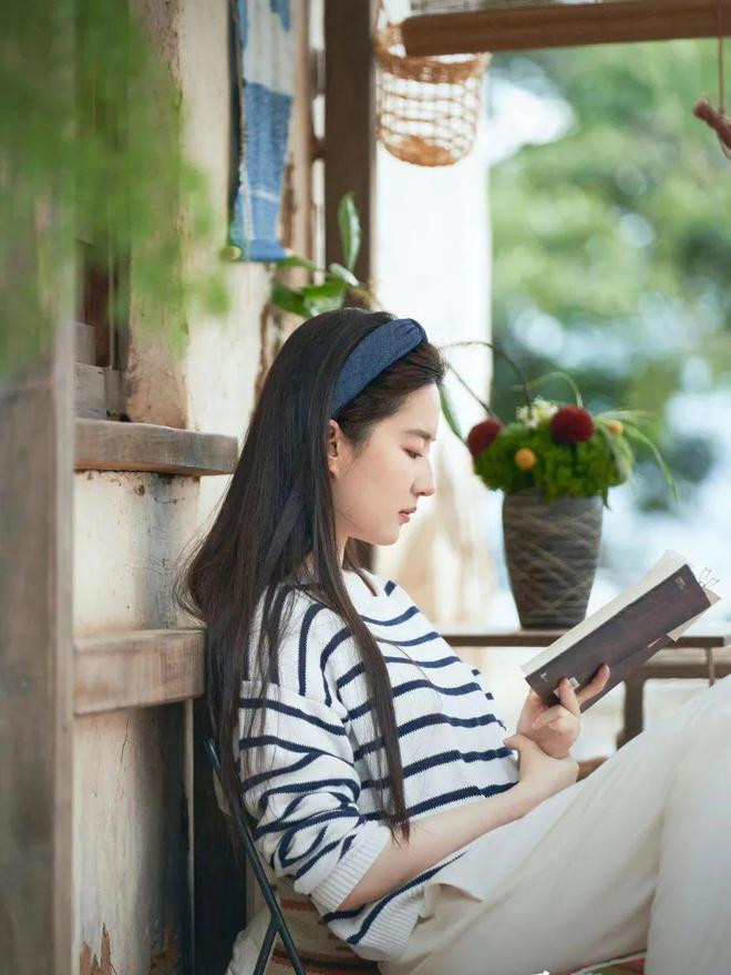 5 Lý do đọc sách giúp bạn sống lâu hơn, thông minh hơn và thành công hơn