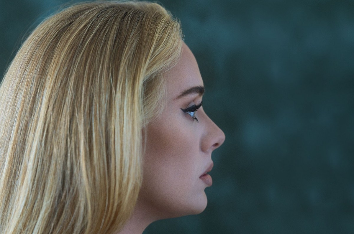Adele công bố tựa đề 12 ca khúc mới trong album “30”