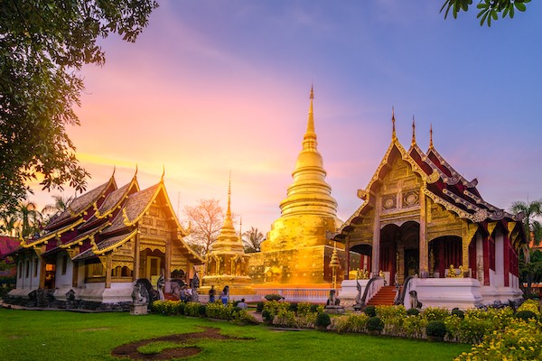 Wat Phra That: Khám phá ngôi chùa đẹp ‘mê hồn’ tại Thái Lan