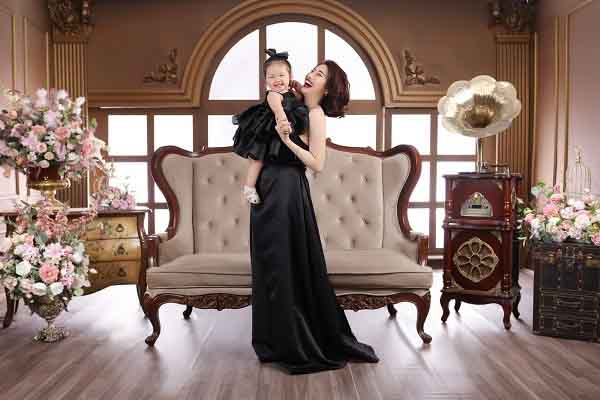 Pha Lê: ‘Con gái truyền cho tôi rất nhiều năng lượng’