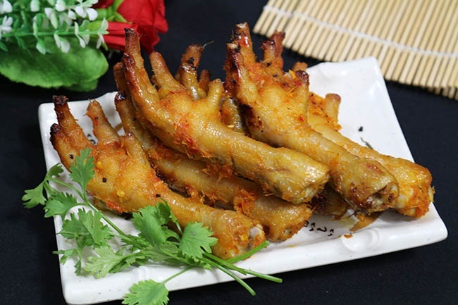 Chân gà cay – món ngon hấp dẫn chiến hữu vừa ăn vừa xem World Cup