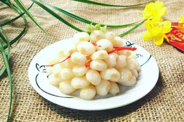 Hai cách muối kiệu giòn ngon cho ngày Tết