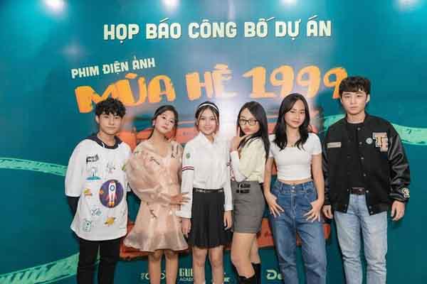‘Mùa hè 1999’: Bộ phim retro nhưng không chạy theo xu hướng hoài cổ