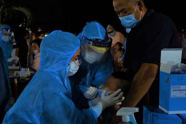 ‘Người dân quận Gò Vấp và nơi khác đến tạm nghỉ làm trong thời gian phong tỏa’