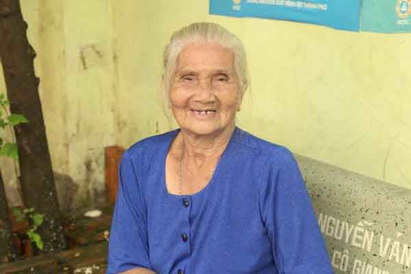 Nghệ sĩ Hồng Sáp: Đời ai cũng từng rực rỡ