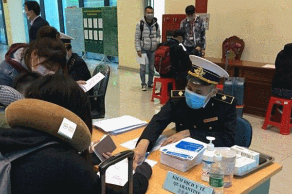 Từ ngày 7/3, khách nhập cảnh từ EU, Campuchia phải khai y tế