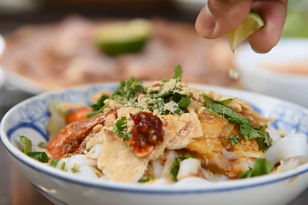 Mì Quảng xuất hiện trên số báo đặc biệt của Nhật Bản