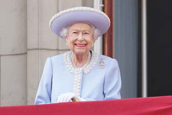 Bí quyết chống lão hóa, trẻ lâu của nữ hoàng ELizabeth II