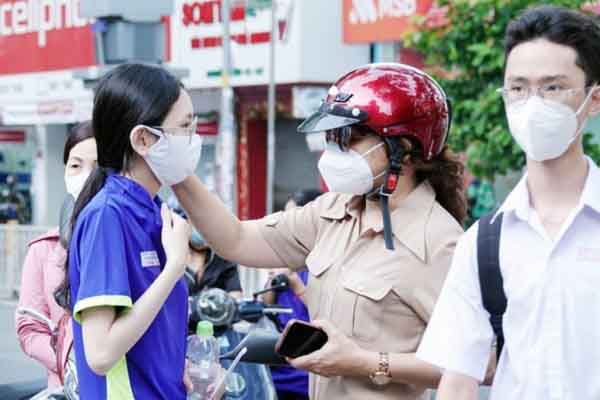 Làm cha mẹ với năng lượng tích cực