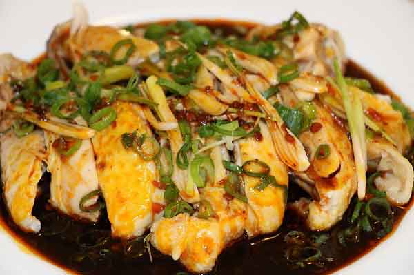 Gà hấp xì dầu, hương vị đậm đà