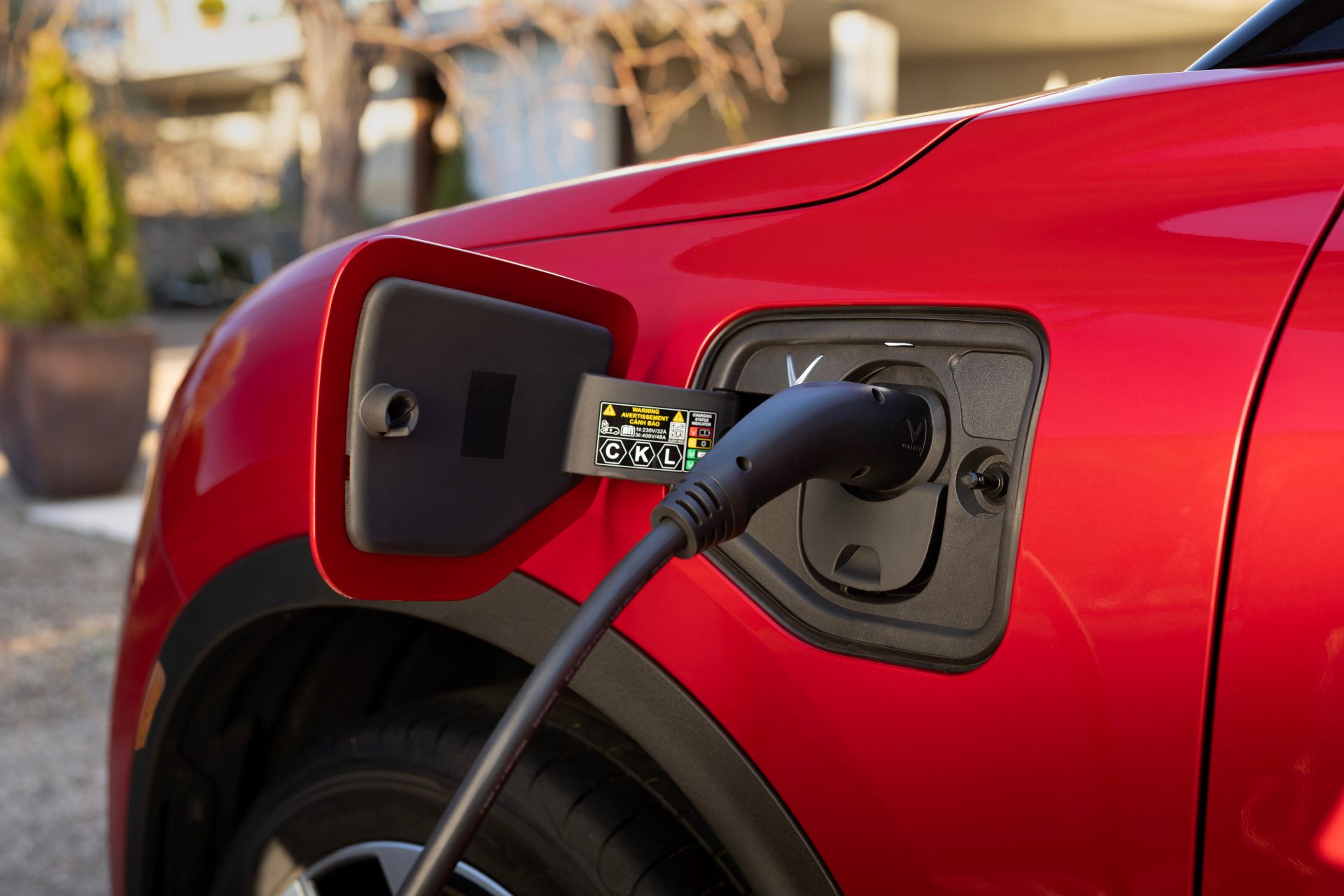 Chủ xe VF 8: Lái chất như SUV thể thao, nuôi xe rẻ như xe đạp