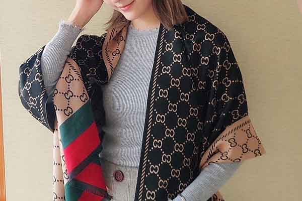 4 kiểu quàng khăn giữ ấm cơ thể mà vẫn cá tính