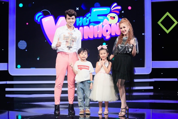 Phương Hằng nhí nhảnh, ‘đối đầu’ với Anh Tâm trên sóng truyền hình