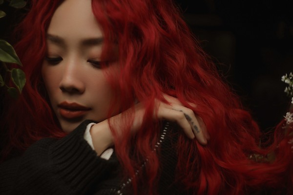 Tóc Tiên đưa khán giả ‘vi vu’ Đà Lạt trong MV mới