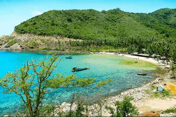 Chiêm ngưỡng vẻ đẹp thơ mộng của bãi Cây Mến đảo Nam Du