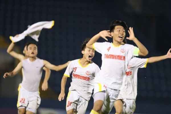 Giải U.19 quốc gia: Trực tiếp 3 trận đấu, xem Học viện Nutifood và HAGL tung hoành