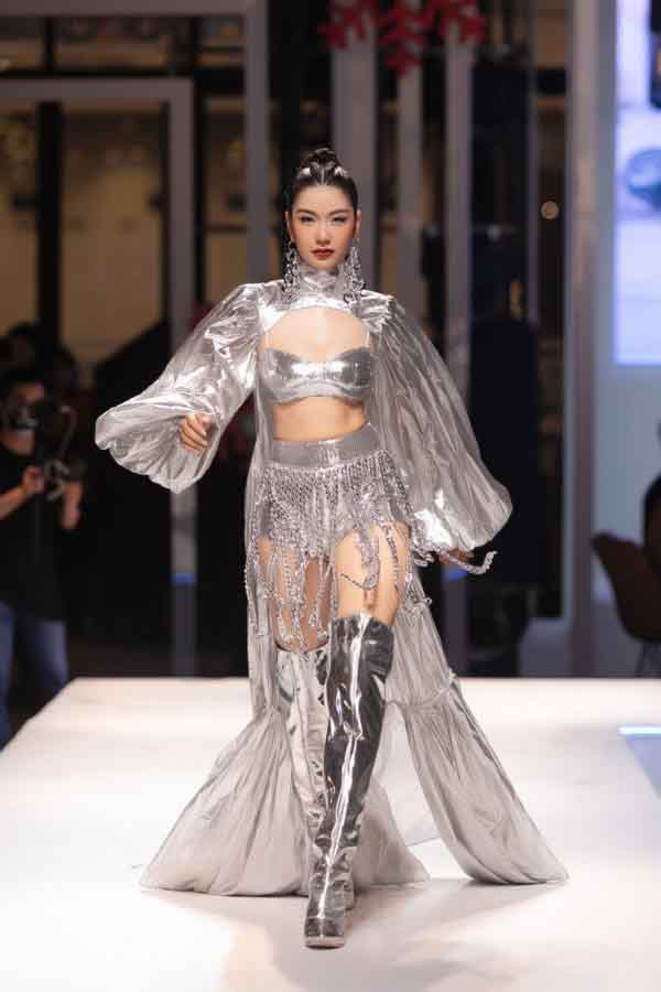 Sáng tạo hay phá nát?