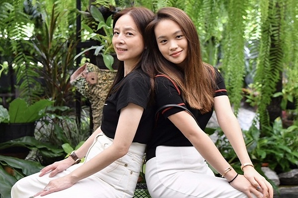 Ái nữ độc nhất nhà Madam Pang, nhan sắc, tài giỏi đến mức nào?