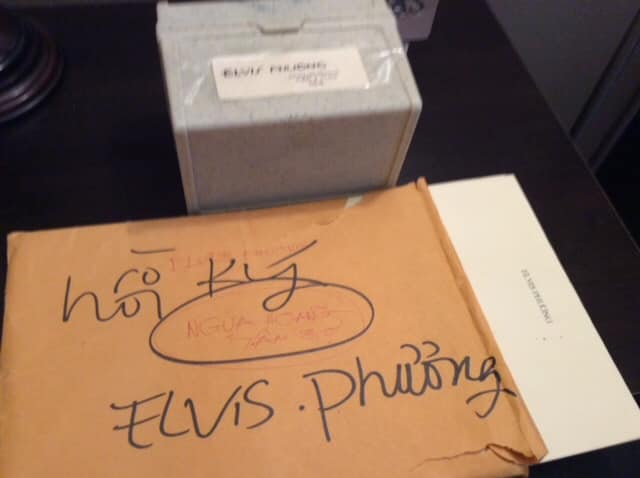 Nóng: Danh ca Elvis Phương bị tố sử dụng trái phép hồi ký của nhạc sĩ Trường Kỳ