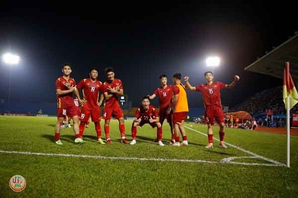 Việt Nam lội ngược dòng ngoạn mục, chính thức góp mặt trong trận CK U.19 Quốc tế Thanh Niên 2022