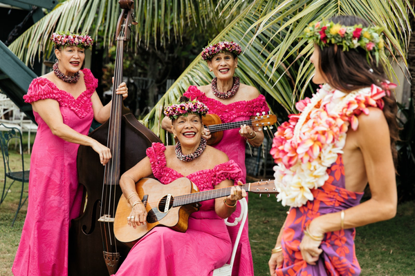 Lễ hội kết hoa đẹp như cổ tích