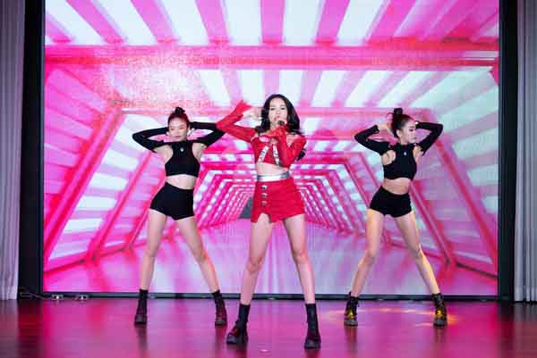 ‘Bùng nổ’ từ nhan sắc đến tài năng cùng các người đẹp ‘Hoa hậu Việt Nam 2022’