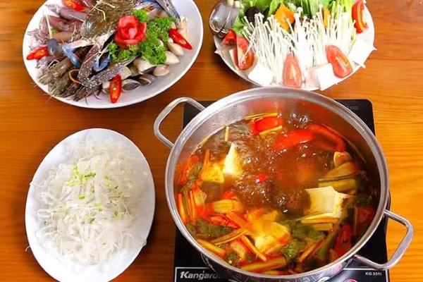 Nhận biết nồi lẩu chứa hóa chất với 3 cách dễ dàng