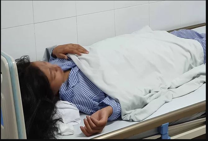 Tiêm filler nâng mũi, bé gái 13 tuổi mù mắt