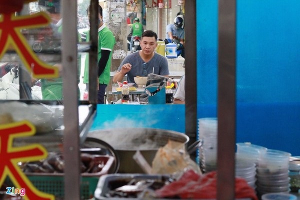 Phố sủi cảo ở TP.HCM