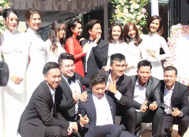 Trường Giang, Nhã Phương tươi cười hạnh phúc trong ngày trọng đại