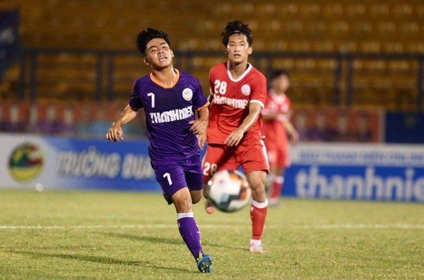 Hạ chủ nhà Bình Dương 3-1, PVF xứng danh Đương kim vô địch