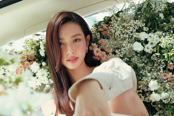 Không còn là ‘miss cut out’ một thời, Thùy Tiên vẫn khiến fans mê mẩn