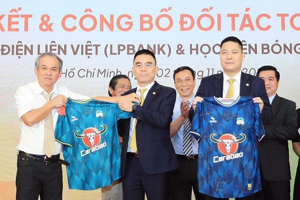 Tâm sự của Bầu Đức khi Học viện và CLB bóng đá HAGL đổi tên