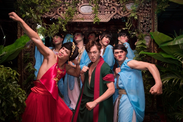 Loạt ảnh hậu trường siêu nhí nhố của ‘Truyền thái y’ khiến fans ‘cười xỉu’