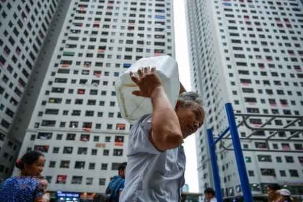 Công ty nước sạch sông Đà lên tiếng xin lỗi, miễn phí tiền nước