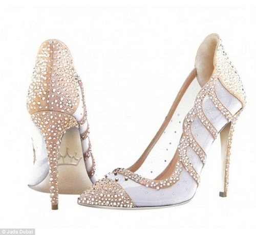 Ngắm nghía những đôi giày bạch kim siêu lung linh