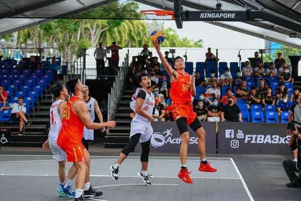 Cầu thủ cao nhất làng bóng rổ Việt Nam chia sẻ việc ăn, tập hàng ngày