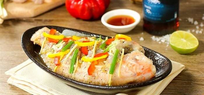 Cá diêu hồng hấp hành gừng, bữa ngon cho những ngày mưa