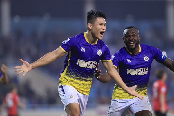 CLB Hà Nội tạo địa chấn trong ngày chia tay AFC Champions League