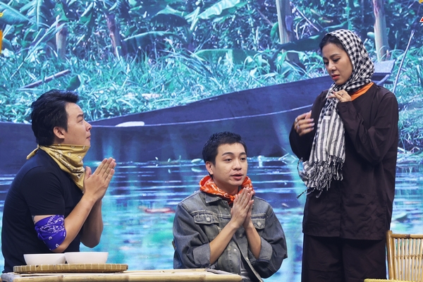 Nam Thư biến hóa từ bà già thành nữ cướp khiến khán giả ngỡ ngàng