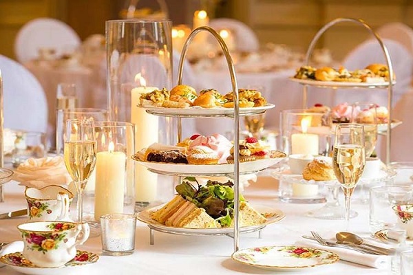 Khám phá văn hóa trà chiều của giới quý tộc Anh quốc