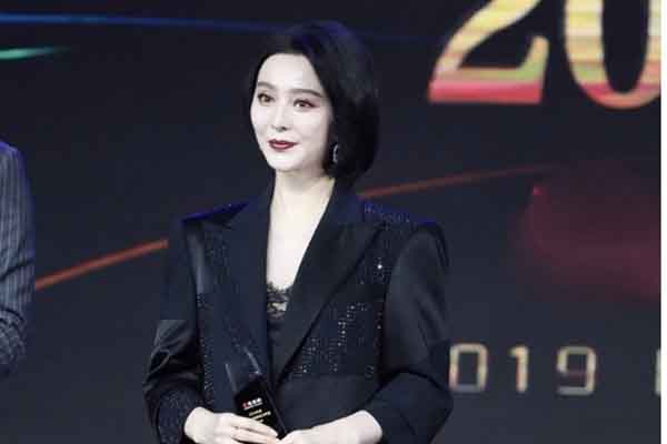 Phạm Băng Băng lạ lẫm với mái tóc ngắn