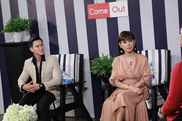 Minh Tuân, Lâm Khánh Chi hào hứng nghe chuyện cô đào ‘lấy vợ sinh con’