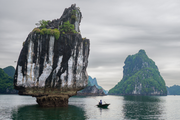 5 trải nghiệm ấn tượng không thể bỏ lỡ ở Hạ Long