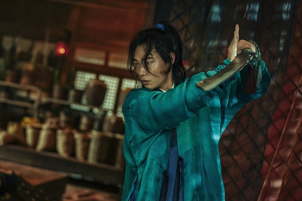 Đạo diễn Choi Dong-hoon hé lộ tình tiết thú vị về ‘Alienoid 2: Đa chiều hỗn chiến’