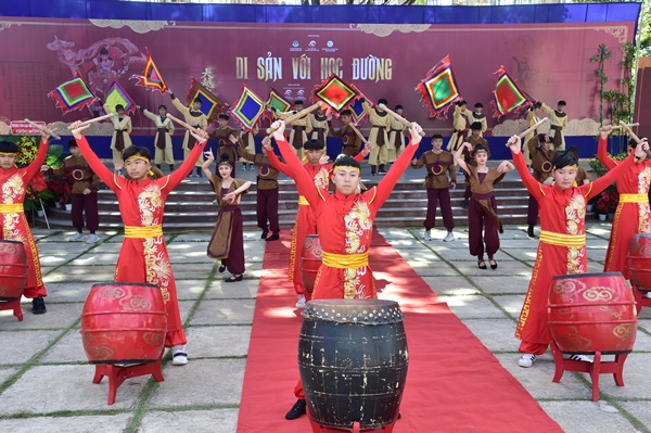 ‘Di sản với học đường’ – Kéo lịch sử văn hóa Việt Nam đến gần với thế hệ 10X