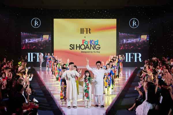 International Fashion Runway: 3 thăng cấp quy mô, loạt nhà thiết kế tên tuổi quy tụ