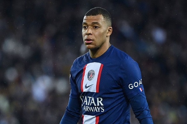 Mbappe ra thông báo dứt tình với PSG