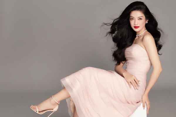 Nhan sắc hút mắt người nhìn của ‘Thúy Kiều’ Trình Mỹ Duyên