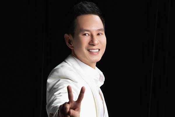 Lý do cha đẻ ‘Lật mặt’ đi đến đâu được yêu mến đến đó